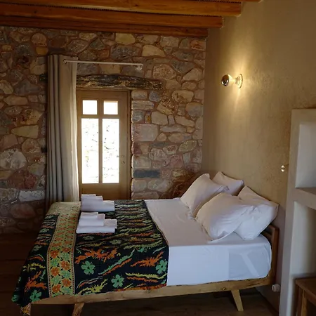 Hotel Phisis Nature Retreat