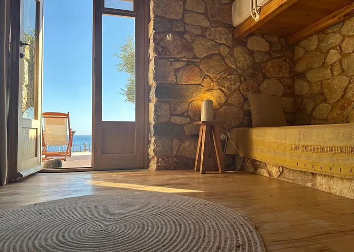 Phisis Nature Retreat * Donoussa