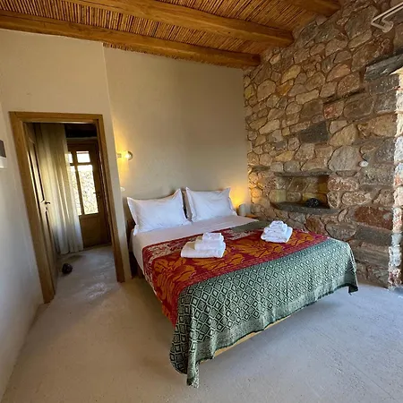 Phisis Nature Retreat Hotel *