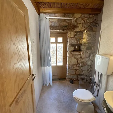 Отель Phisis Nature Retreat Донуса