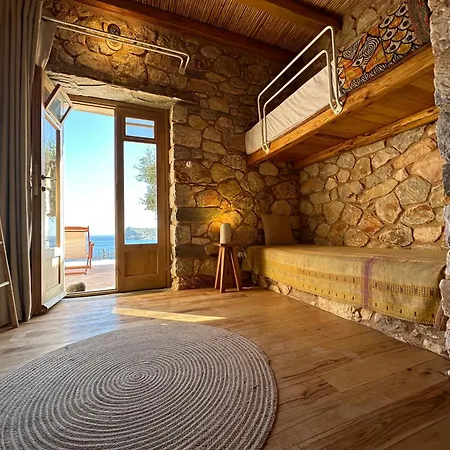 Отель Phisis Nature Retreat