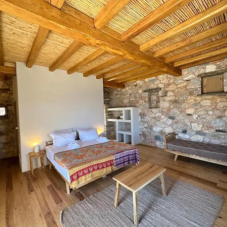 Phisis Nature Retreat