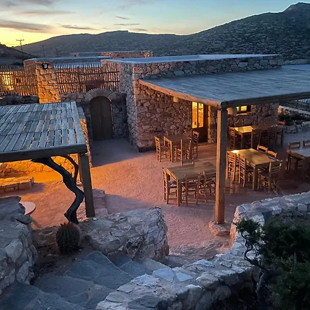 Phisis Nature Retreat Donousa